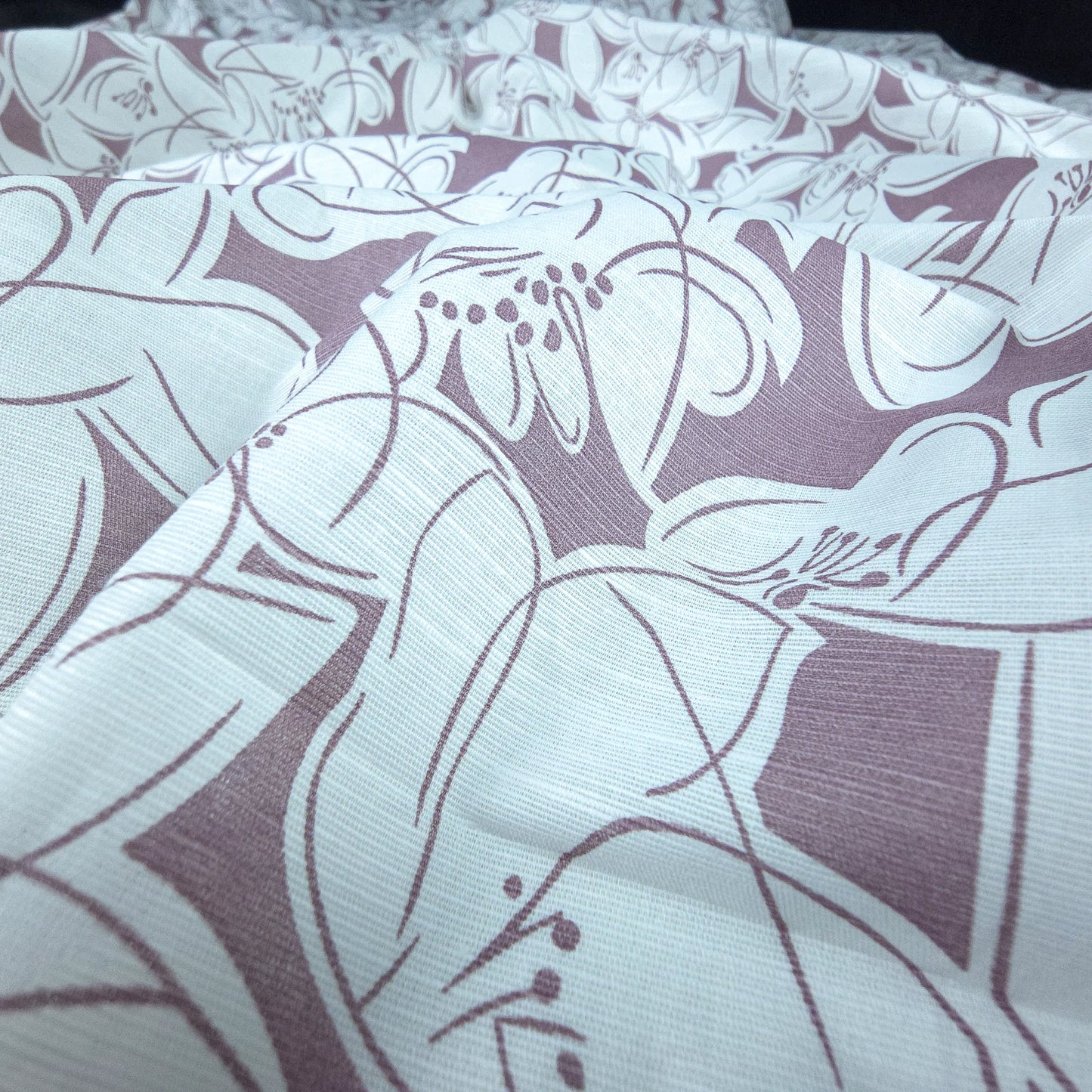 Elegant Lily Blossom Printed Cotton Slub Fabric