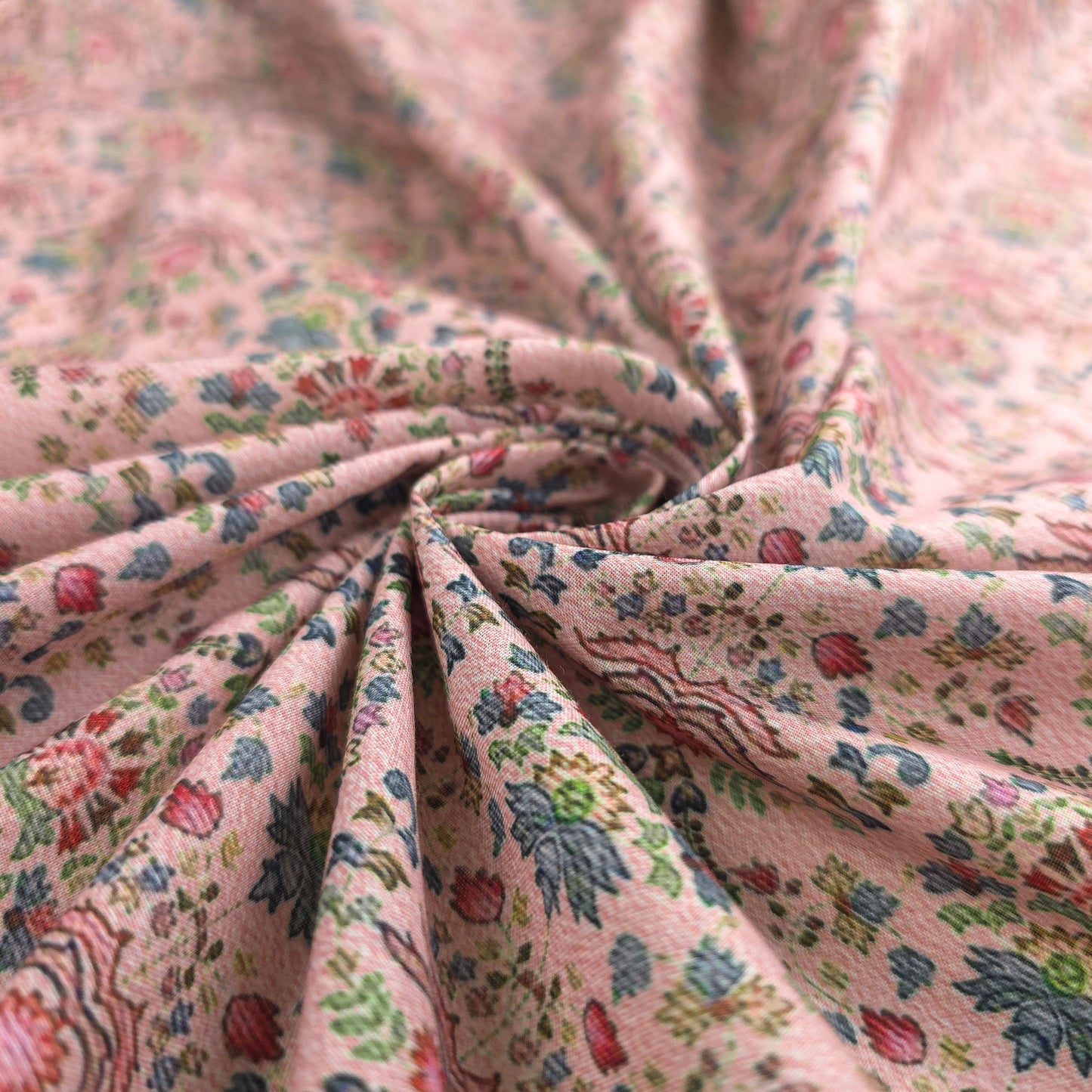 Vintage Floral Tapestry Printed Poly-Cotton Fabric