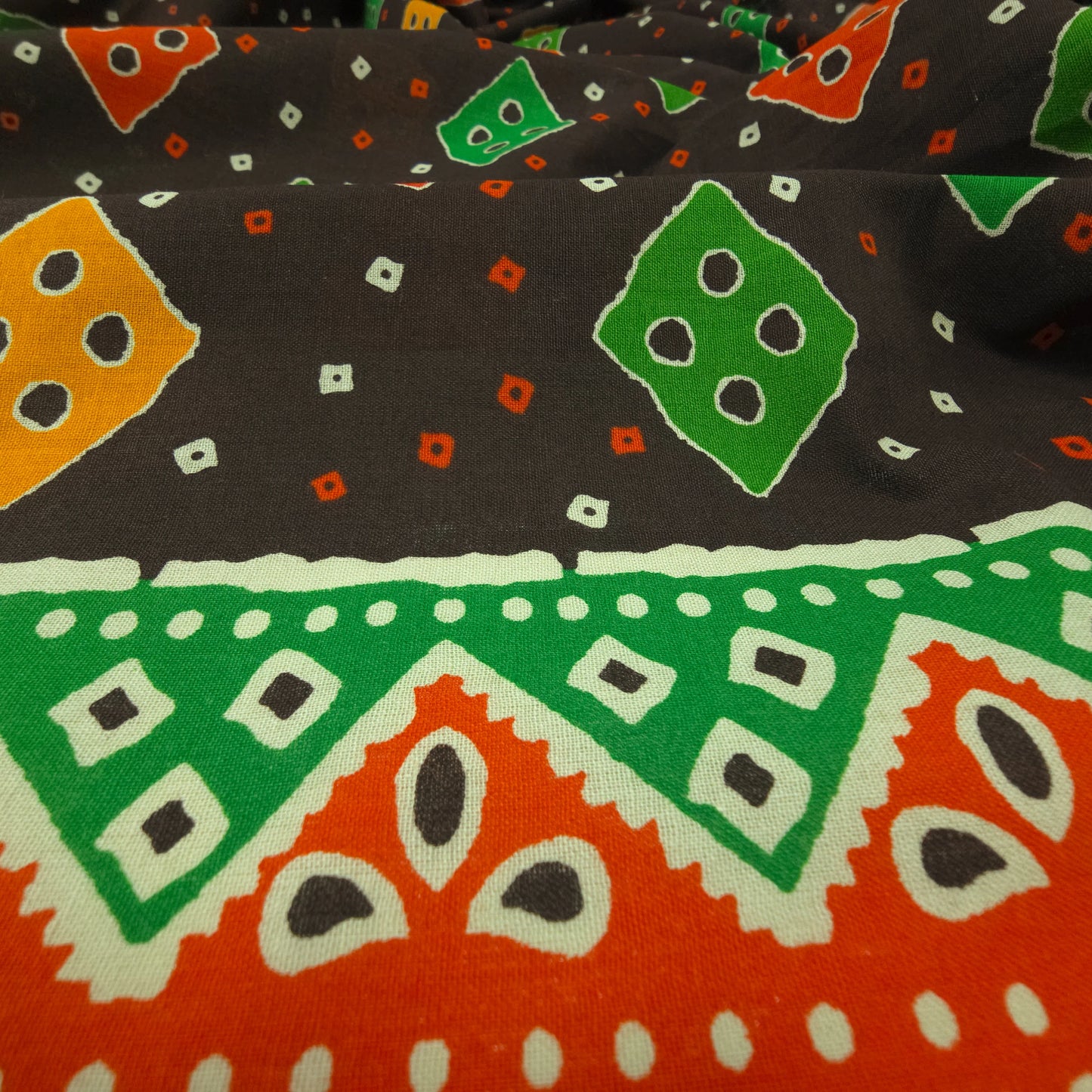 Jaipuri Buta Printed Poplin Fabric with Border