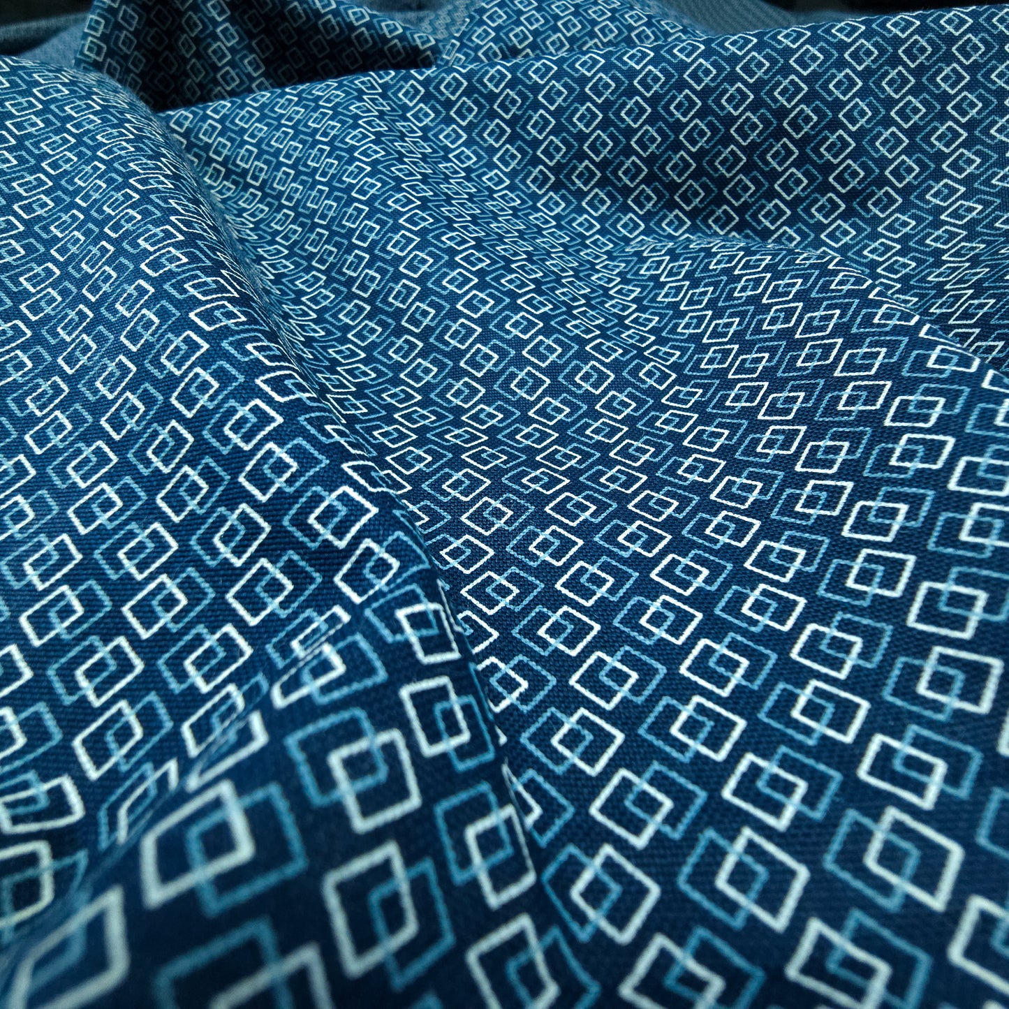 Timeless Micro Pattern Oxford Fabric
