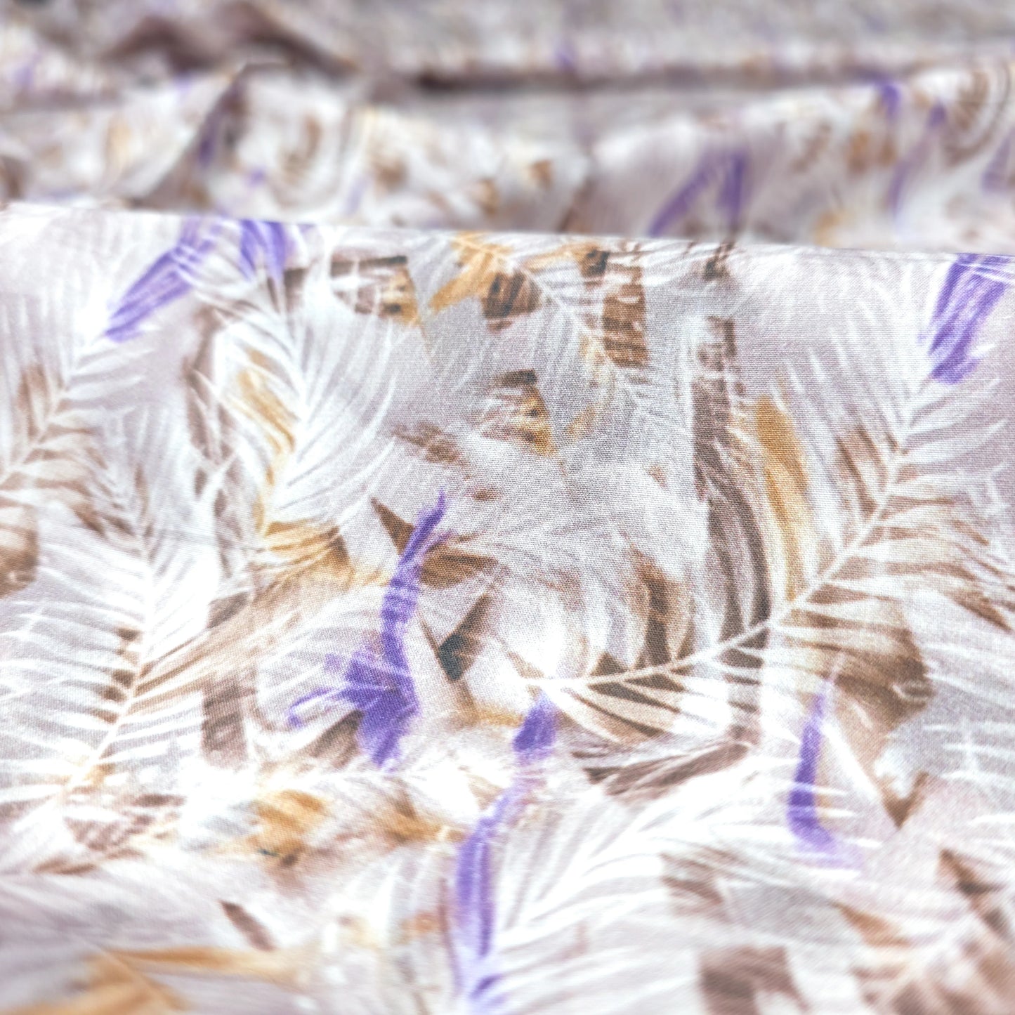 Tropical Feather Breeze Printed Poplin Fabric