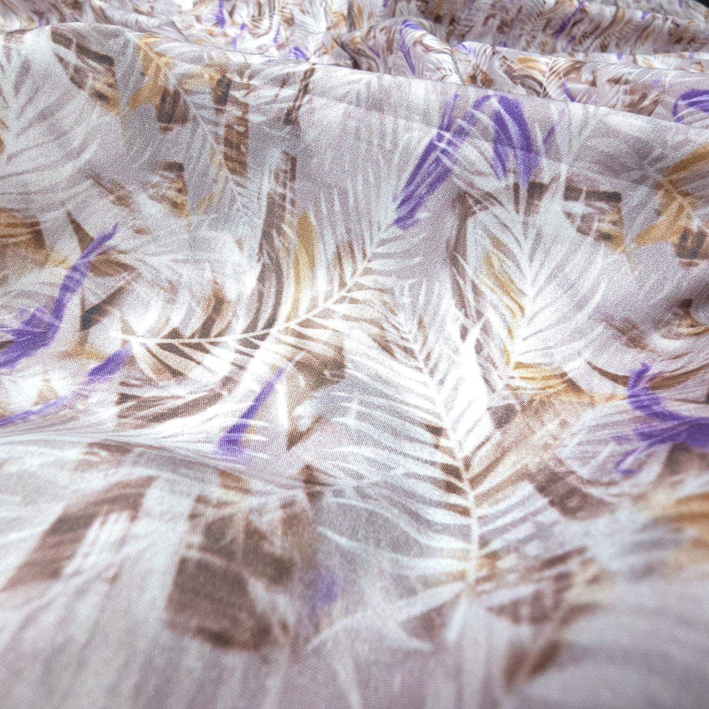 Tropical Feather Breeze Printed Poplin Fabric