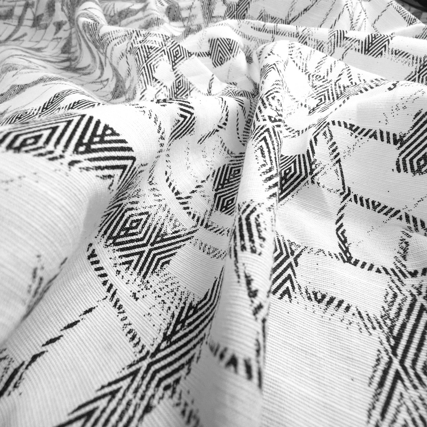Geometric Mosaic Printed Cotton Slub Fabric