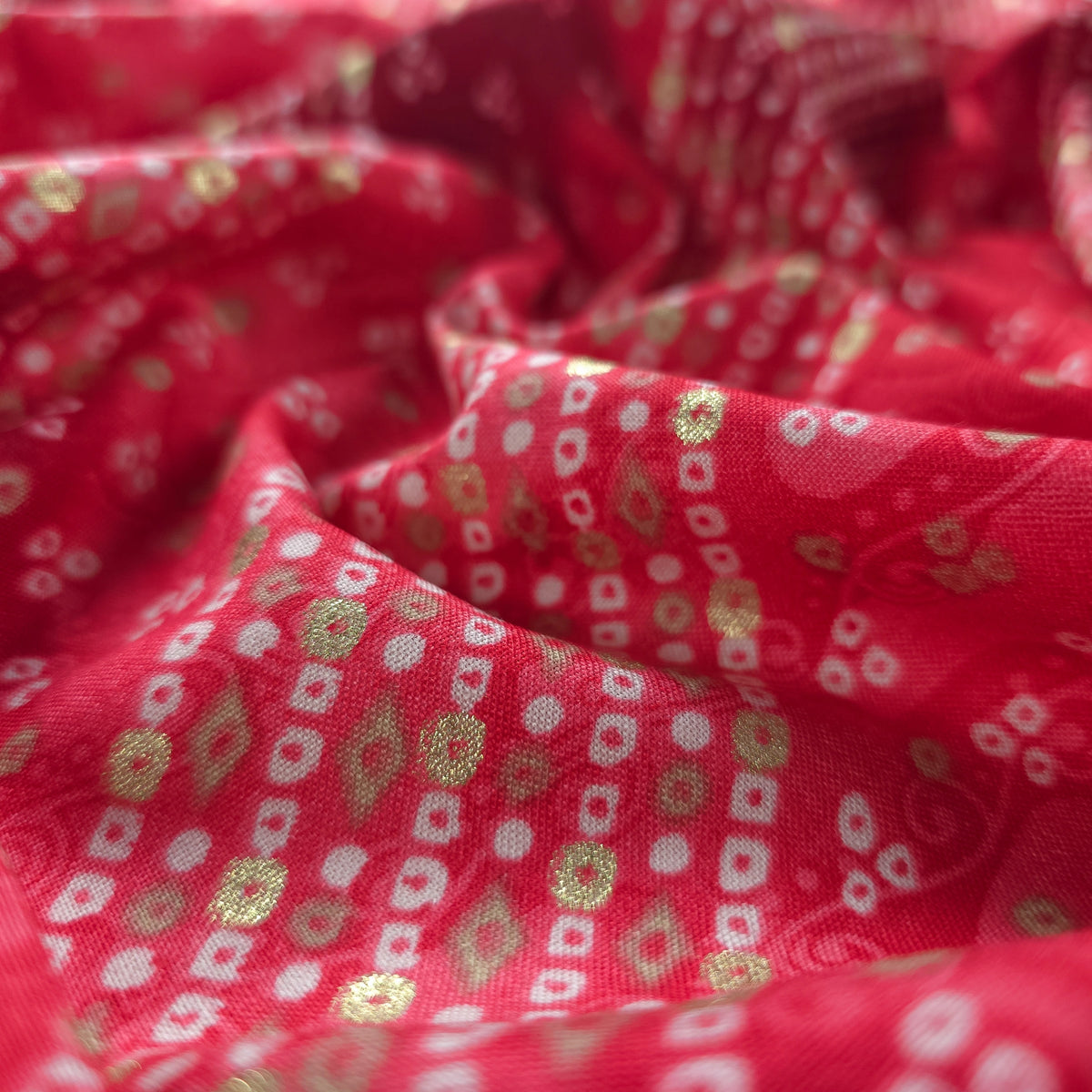 Bandhani Tie-Dye Inspired Foil Printed Rayon Fabric