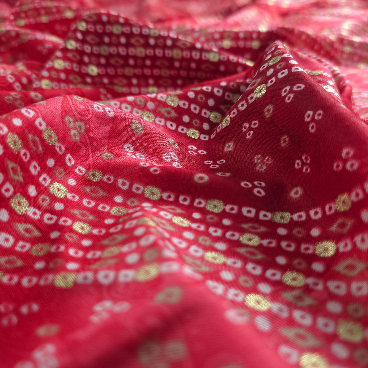 Bandhani Tie-Dye Inspired Foil Printed Rayon Fabric