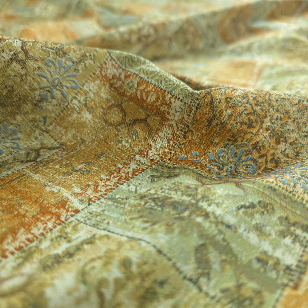 Heritage Patchwork Printed Magic Slub Fabric