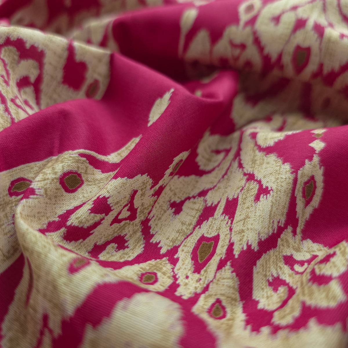 Ornate Geometric Damask Dhabu Cotton Fabric - Pink
