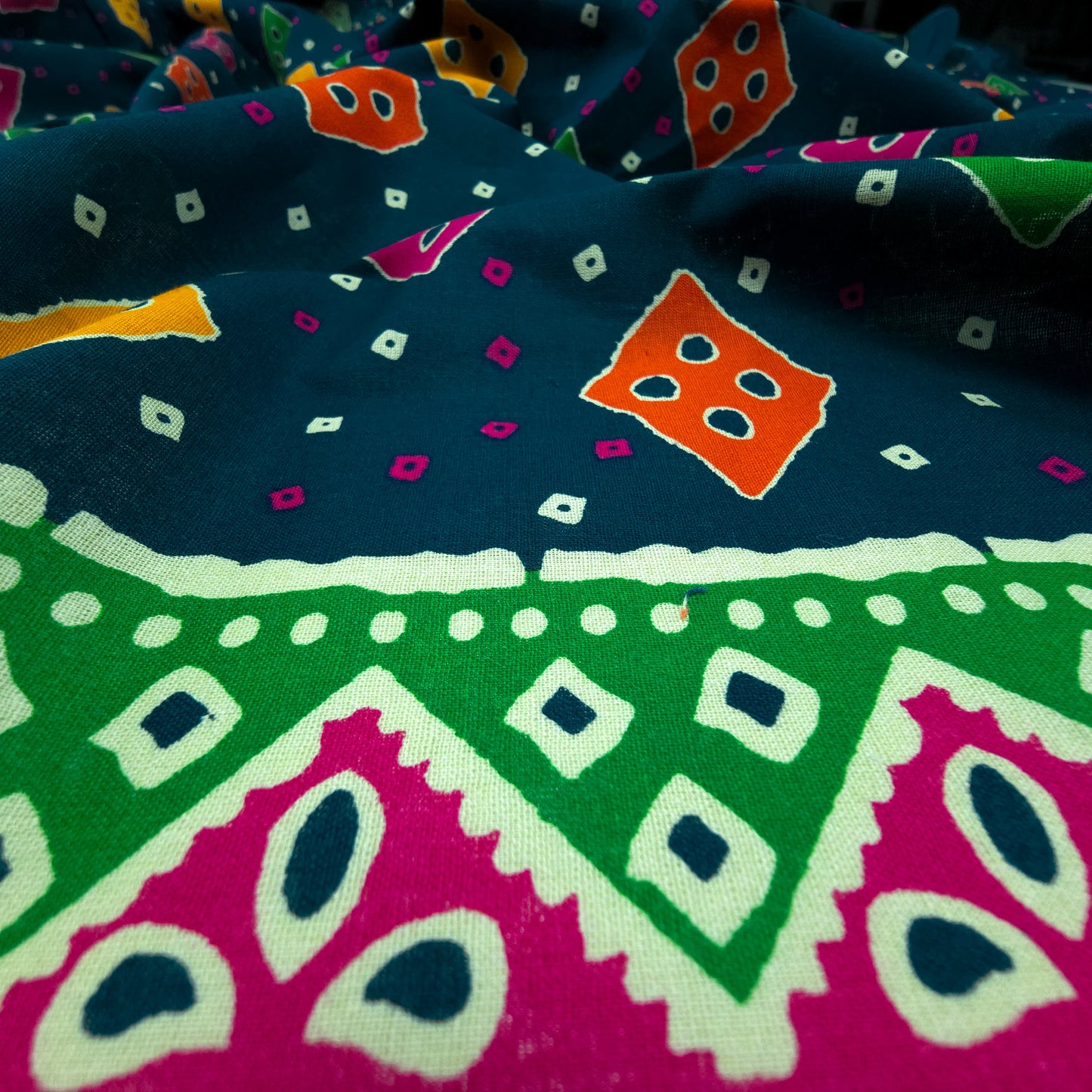 Jaipuri Buta Printed Poplin Fabric with Border