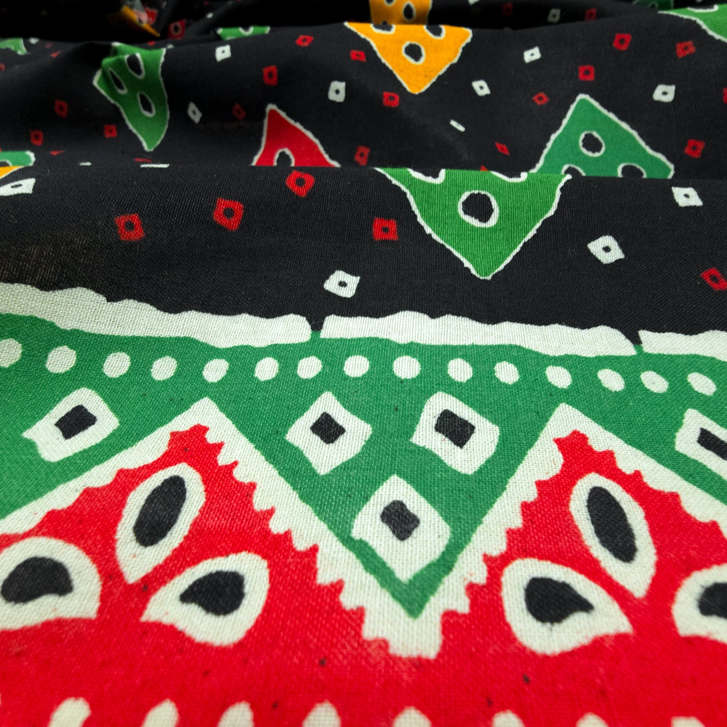 Jaipuri Buta Printed Poplin Fabric with Border