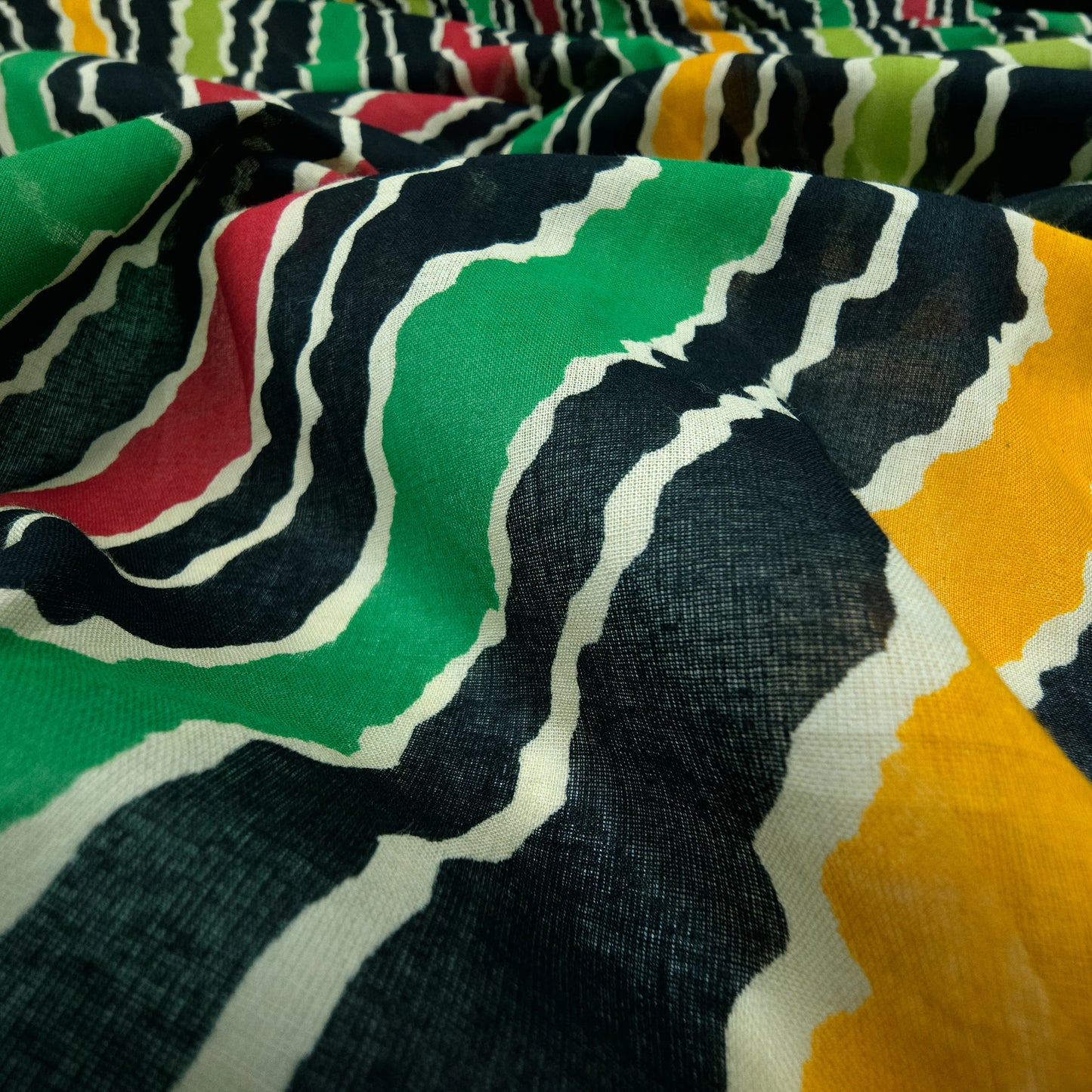 Jaipuri Leheriya Printed Cotton Mulmul Fabric