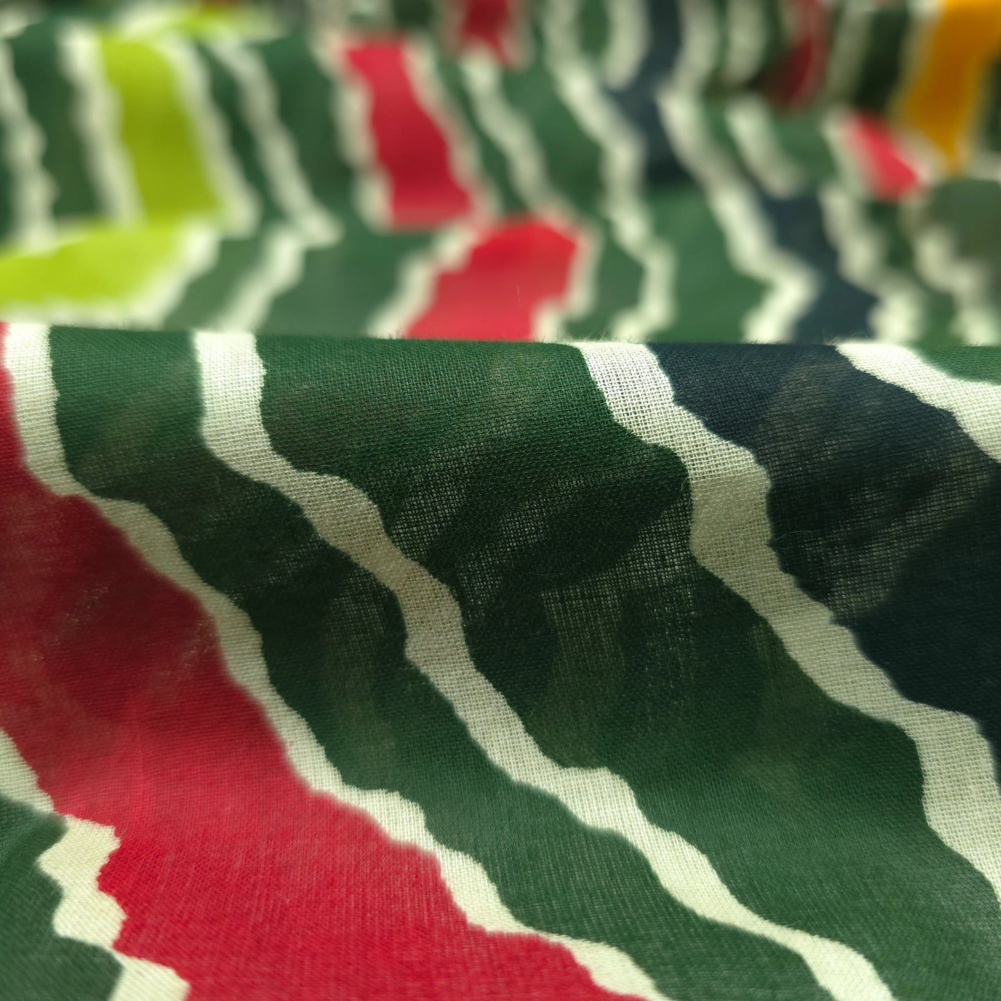 Jaipuri Leheriya Printed Cotton Mulmul Fabric