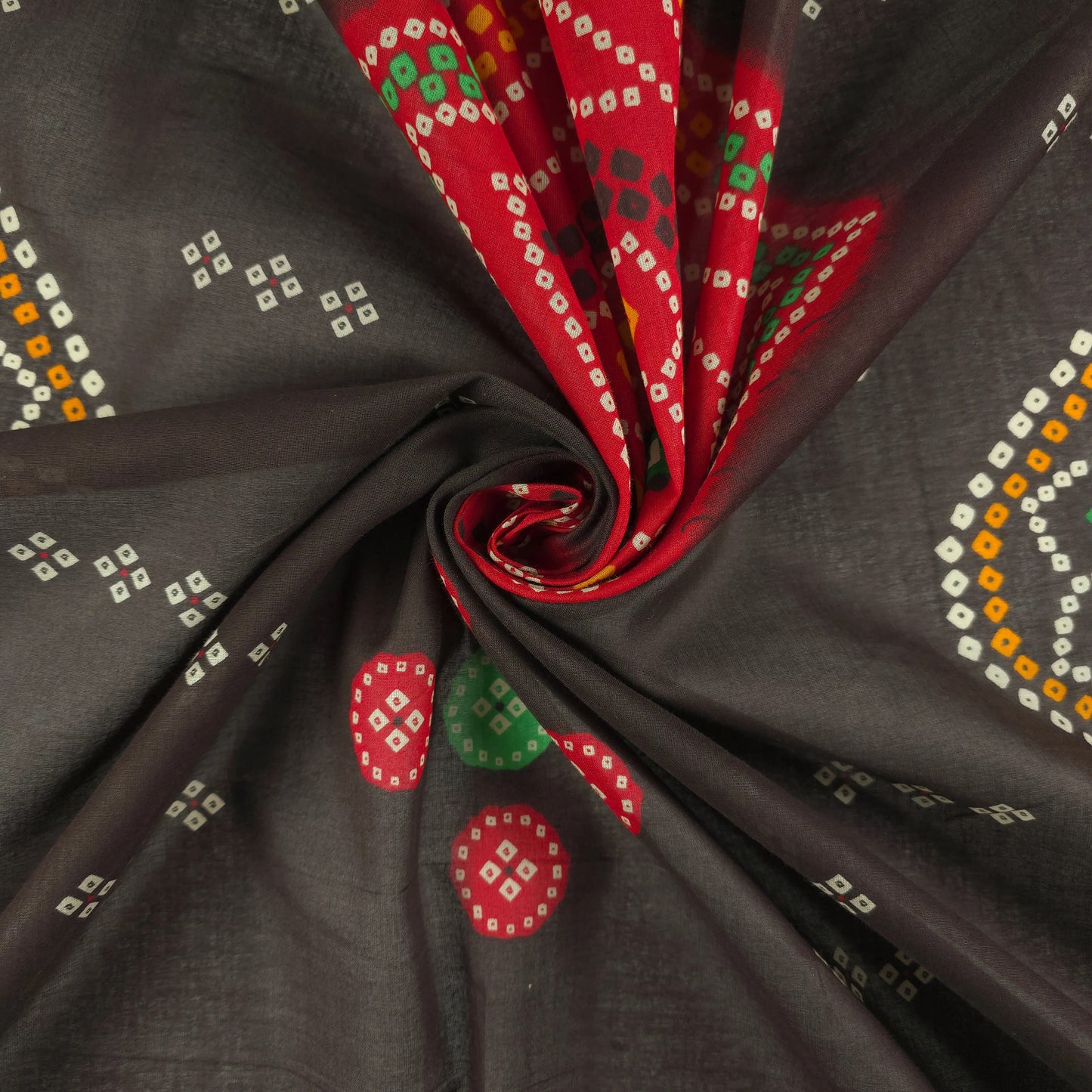 Jaipuri Bandhani Print Cotton Mulmul Fabric with Border
