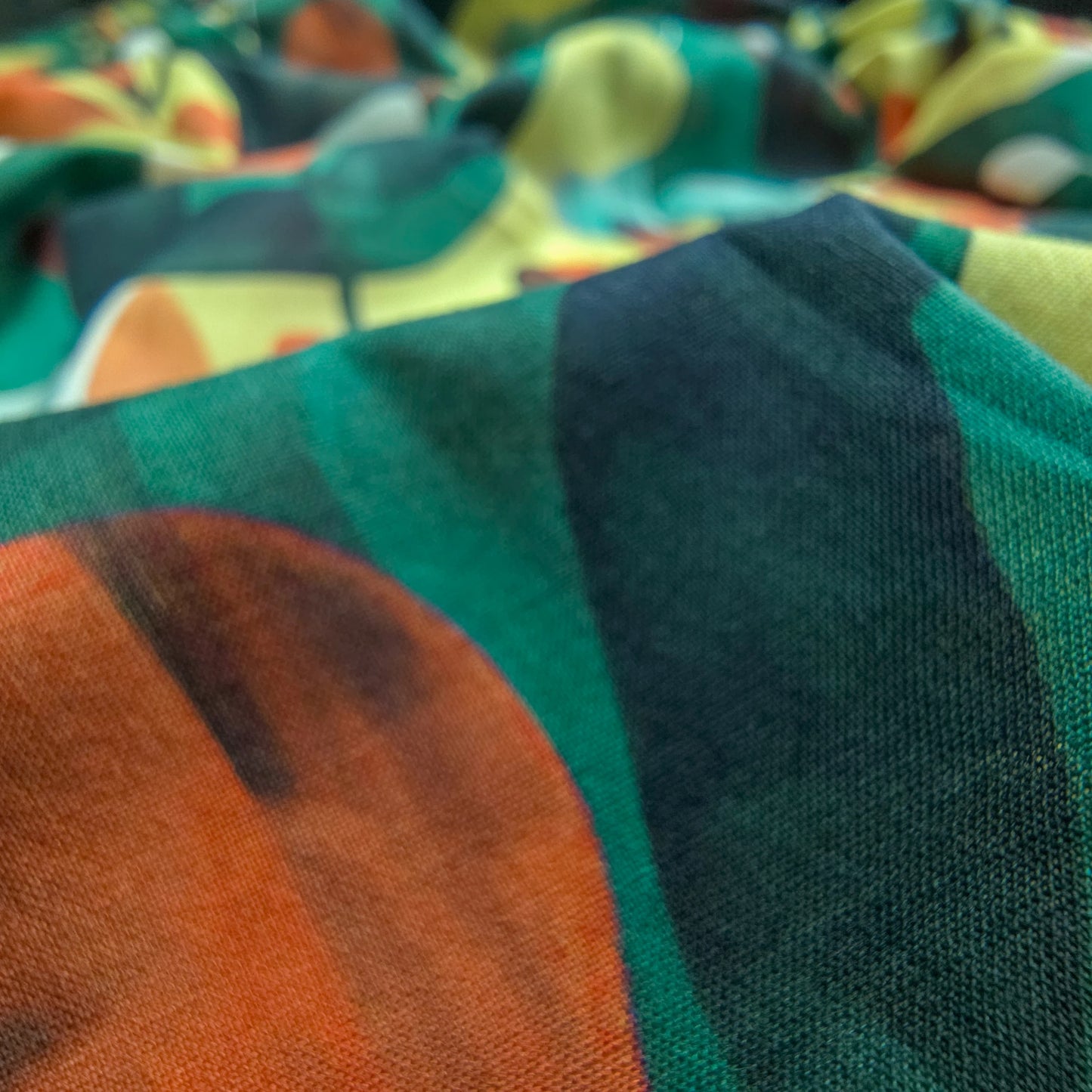 Modern Overlapping Leaf Printed Cambric Fabric